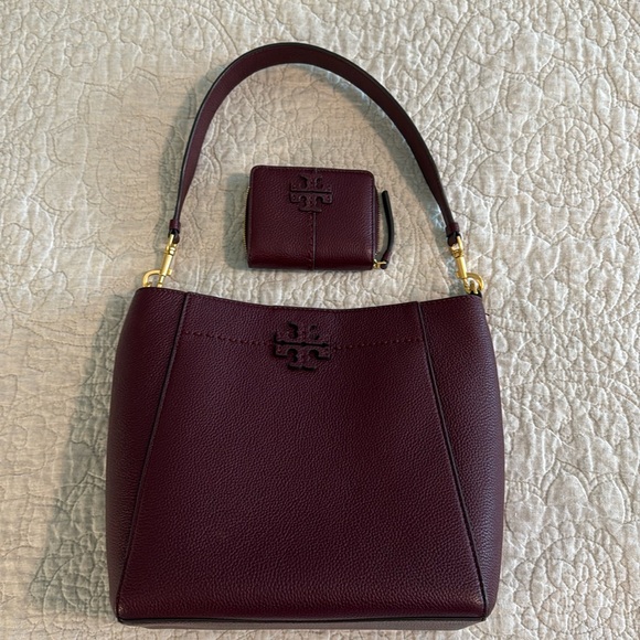 Tory Burch Handbags - TORY BURCH McGraw Bucket Bag and matching McGraw Bi-Fold Wallet, burgundy/maroon